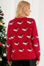 pull femme rouge bonnet noel vue de dos