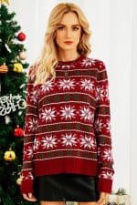 pull rouge flocon noel vue en situation