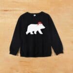 Pull Noir Famille Ours Polaire & Bonnet de Noël Femme maman