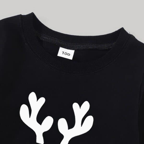 Pull Noir Renne au nez Rouge Noël col