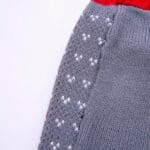 Pull de Noël pour chien gris lutin du père Noël vert vue tissu