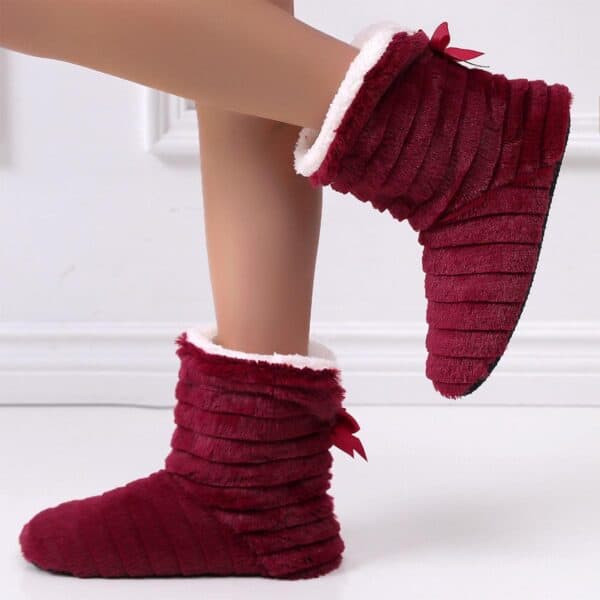 chaussons bottines rouge noeud papillon fourrure situation2