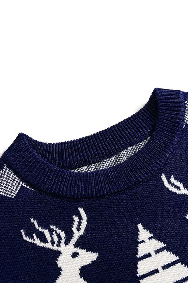 pull enfant bleu renne vue du col