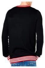 pull homme hung chausson noel vue de dos