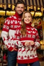 pull noel col roule rouge blanc couple vue de face